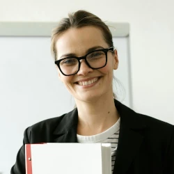 lecturer7-Emily-250x250 Lecturer Emily